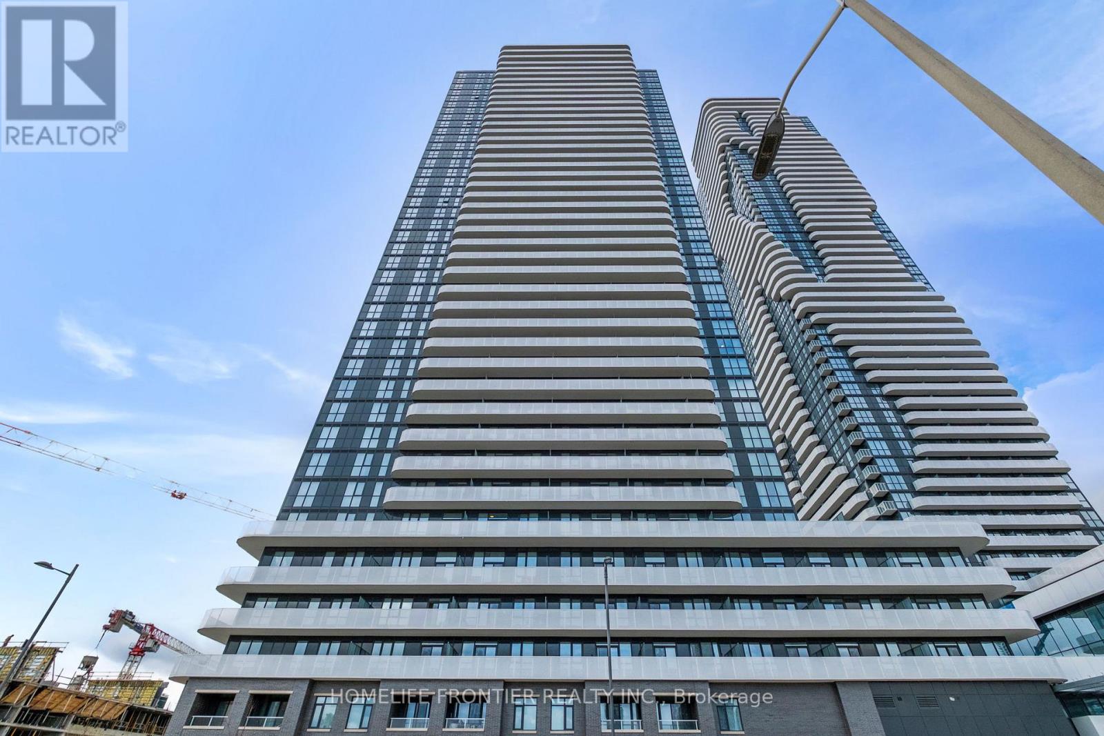 Property image for 4015 - 28 INTERCHANGE WAY|Vaughan (Vaughan Corporate Centre), Ontario L4K0P8