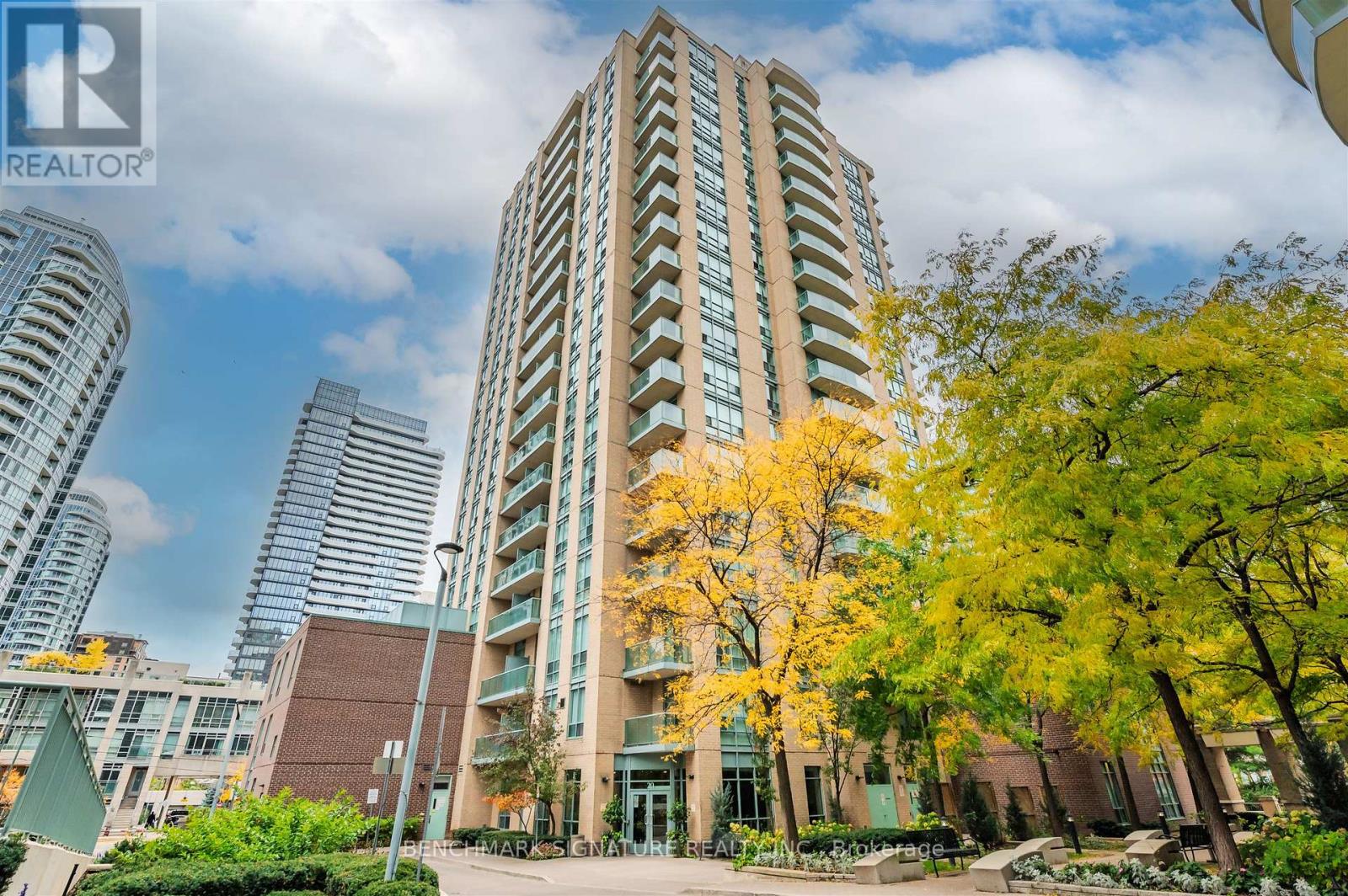 201 - 20 OLIVE AVENUE|Toronto (Willowdale East), Ontario M2N7G5