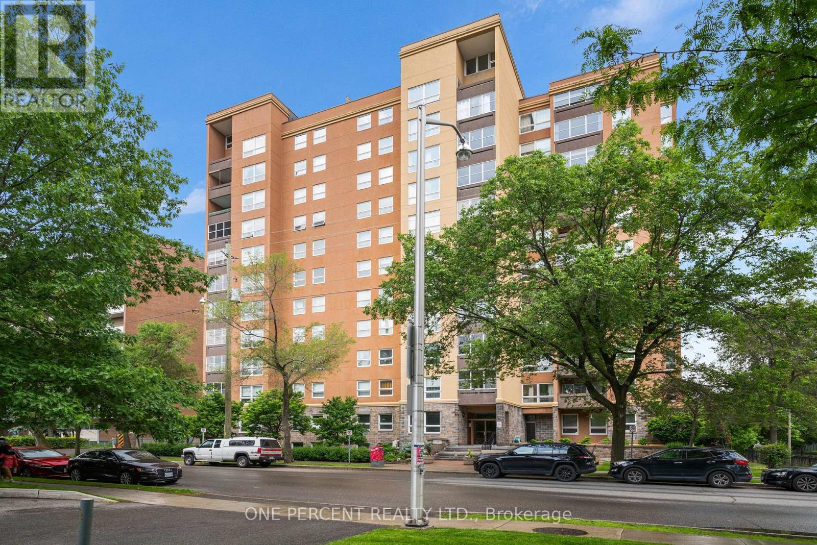 201 - 373 LAURIER AVENUE E|Ottawa, Ontario K1N8X6