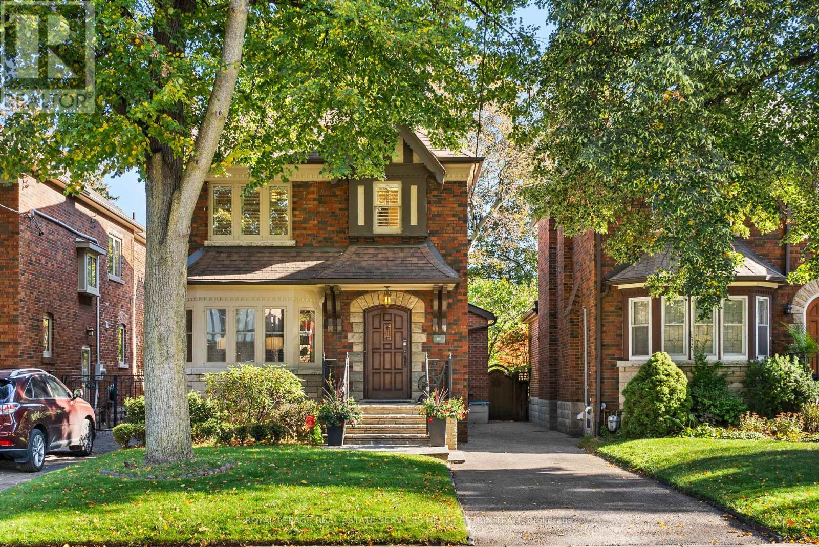 105 AIRDRIE ROAD|Toronto (Leaside), Ontario M4G1M4