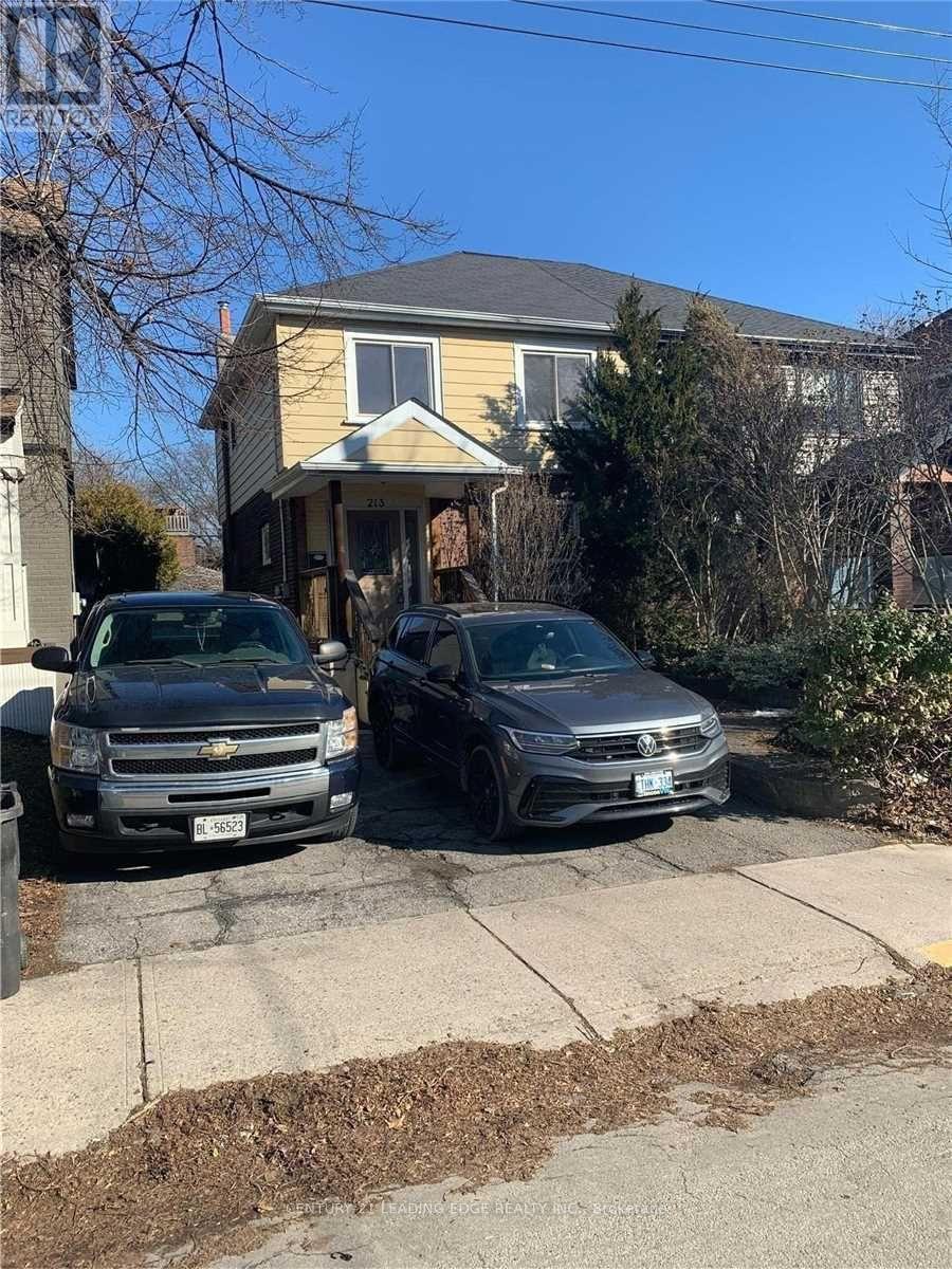 Property image for 213 WOODFIELD ROAD|Toronto (Greenwood-Coxwell), Ontario M4L2W8