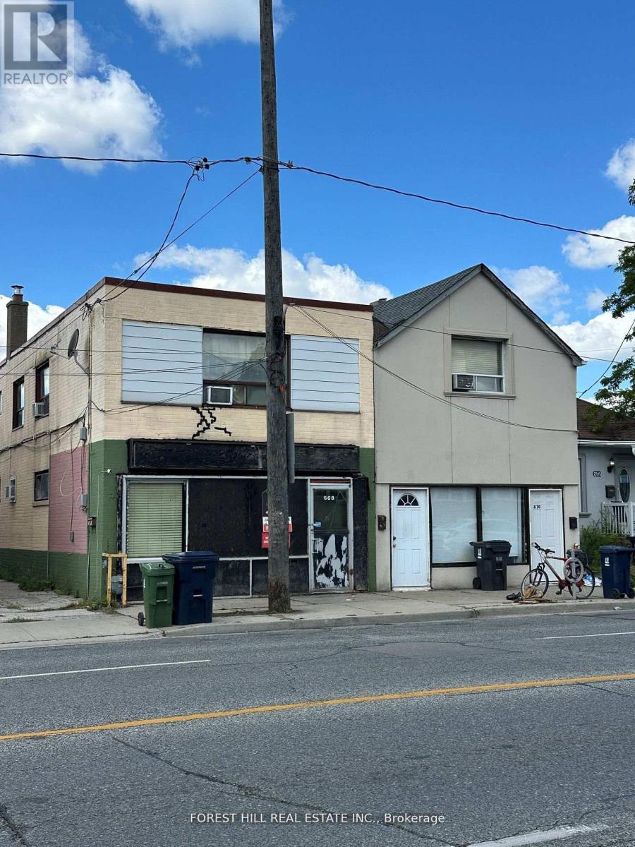 Property image for 668 JANE STREET|Toronto (Rockcliffe-Smythe), Ontario M6N4A7