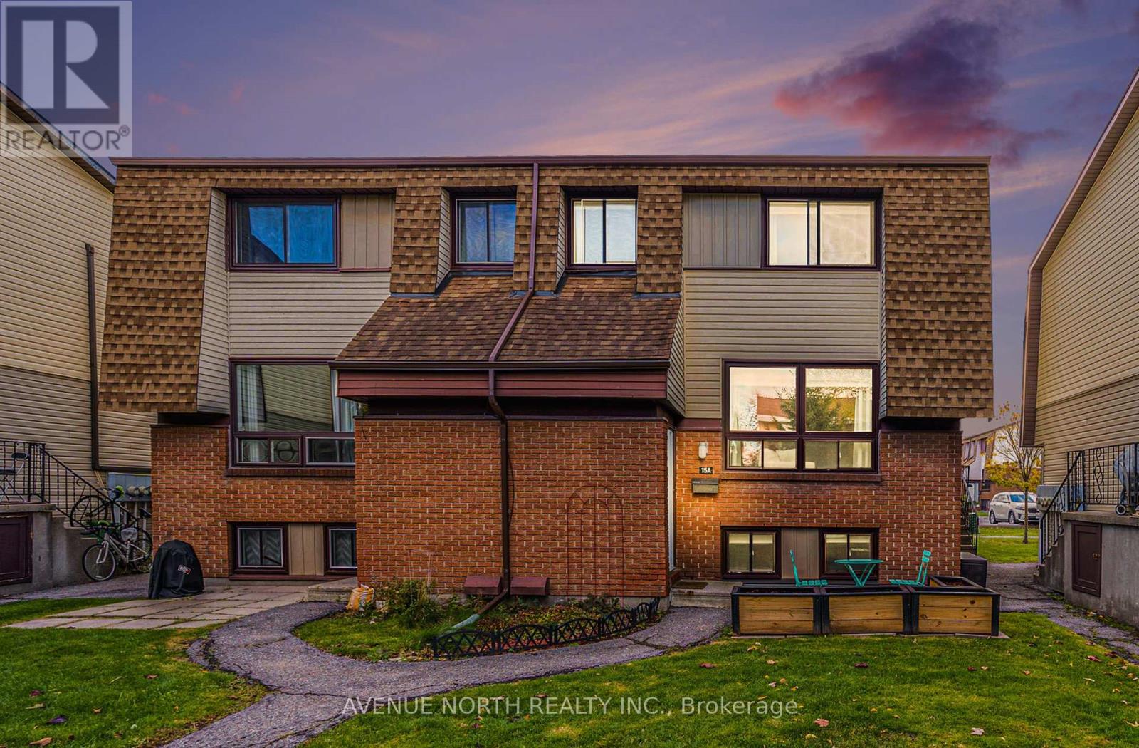 104 - 15A WOODVALE GREEN|Ottawa, Ontario K2G4H1