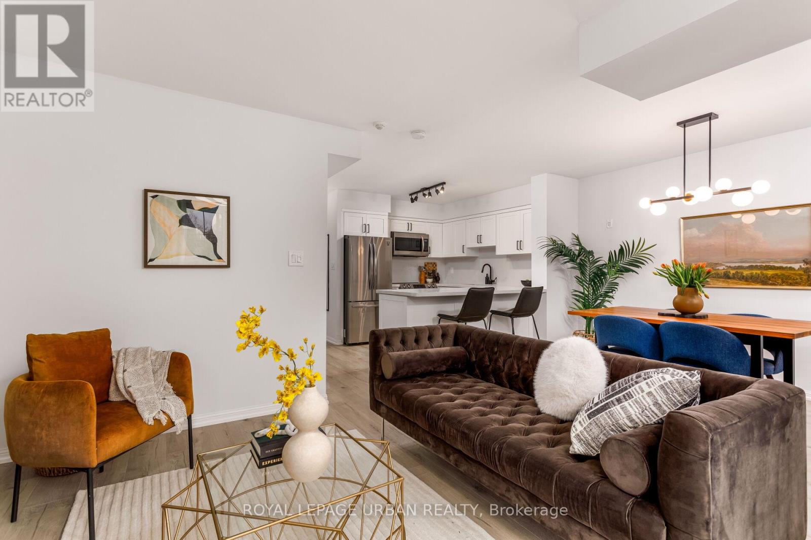 319 - 39 SHANK STREET|Toronto (Niagara), Ontario M6J3X3