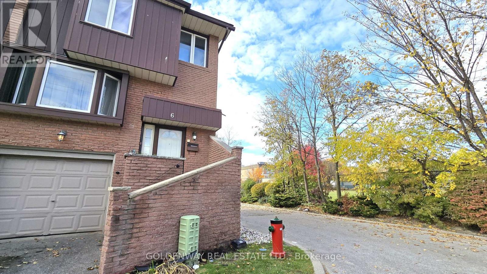 Primary image of 6 - 2606 MIDLAND AVENUE|Toronto (Agincourt South-Malvern West), Ontario M1S1R5