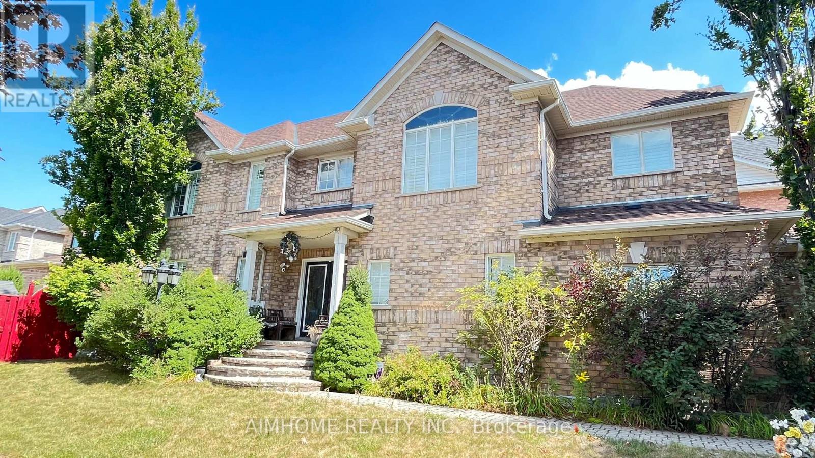 Property image for MAIN AND UPPER - 881 KNOTTY PINE GROVE|Mississauga (Meadowvale Village), Ontario L5W1K2