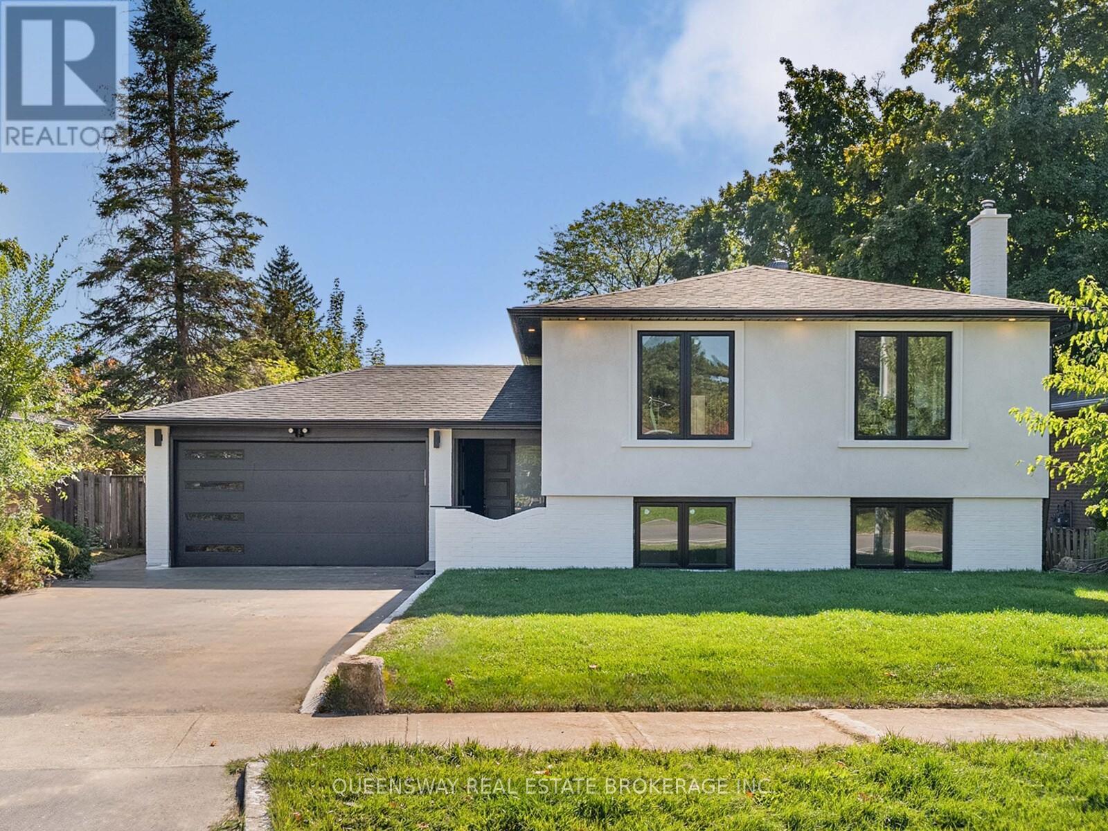 Property image for 1128 PINEGROVE ROAD|Oakville (WO West), Ontario L6L2W6