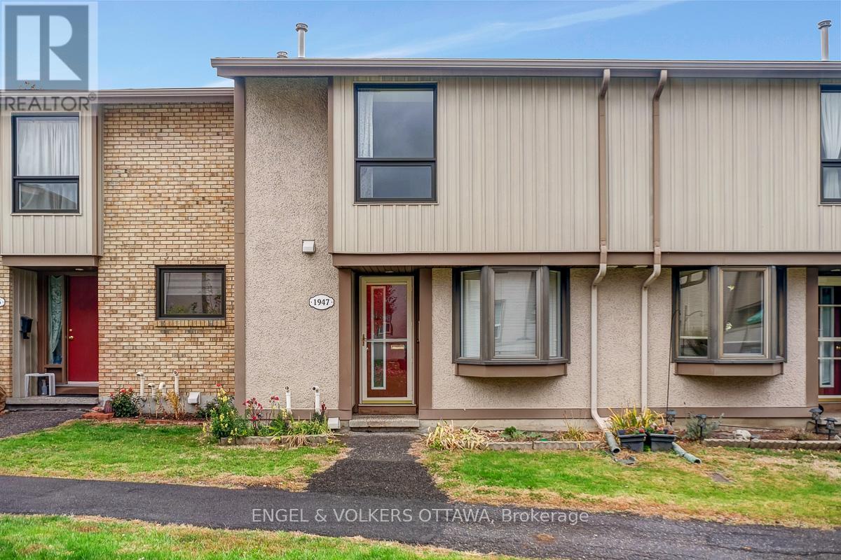 68 - 1947 STONEHENGE CRESCENT|Ottawa, Ontario K1B4N7