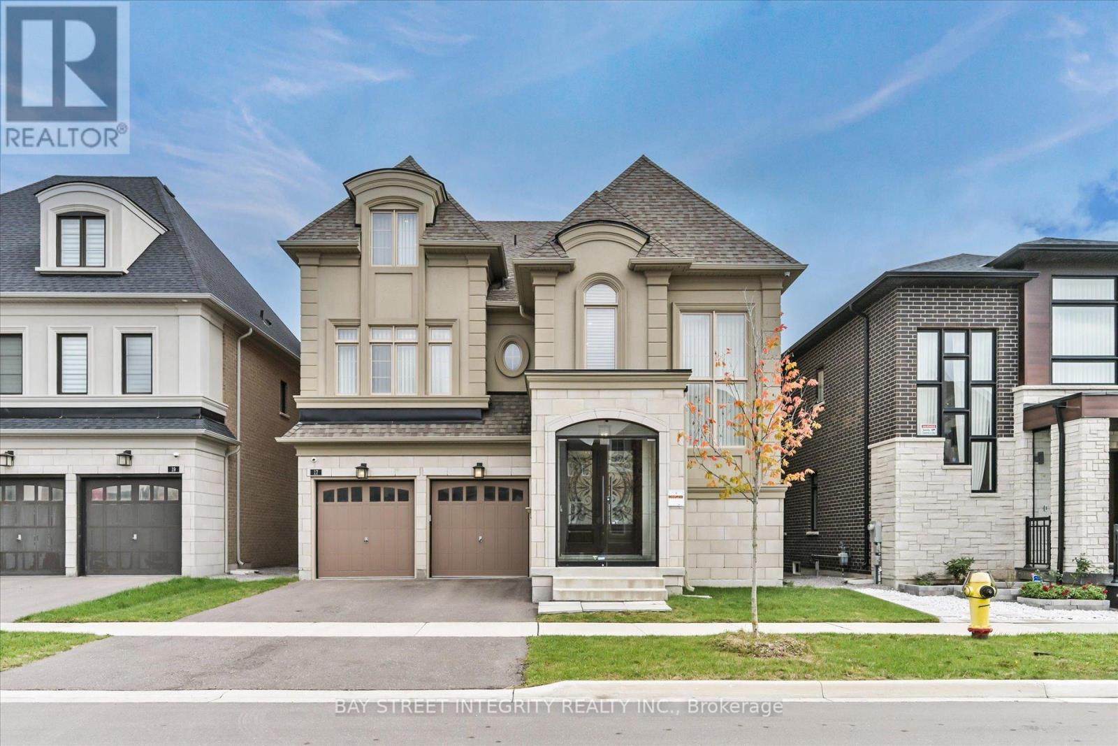 Property image for 17 RED GIANT STREET|Richmond Hill (Observatory), Ontario L4C4Z1