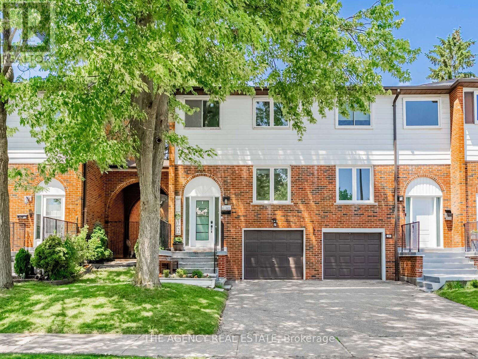 Property image for 4 - 2445 HOMELANDS DRIVE|Mississauga (Sheridan), Ontario L5K2C6