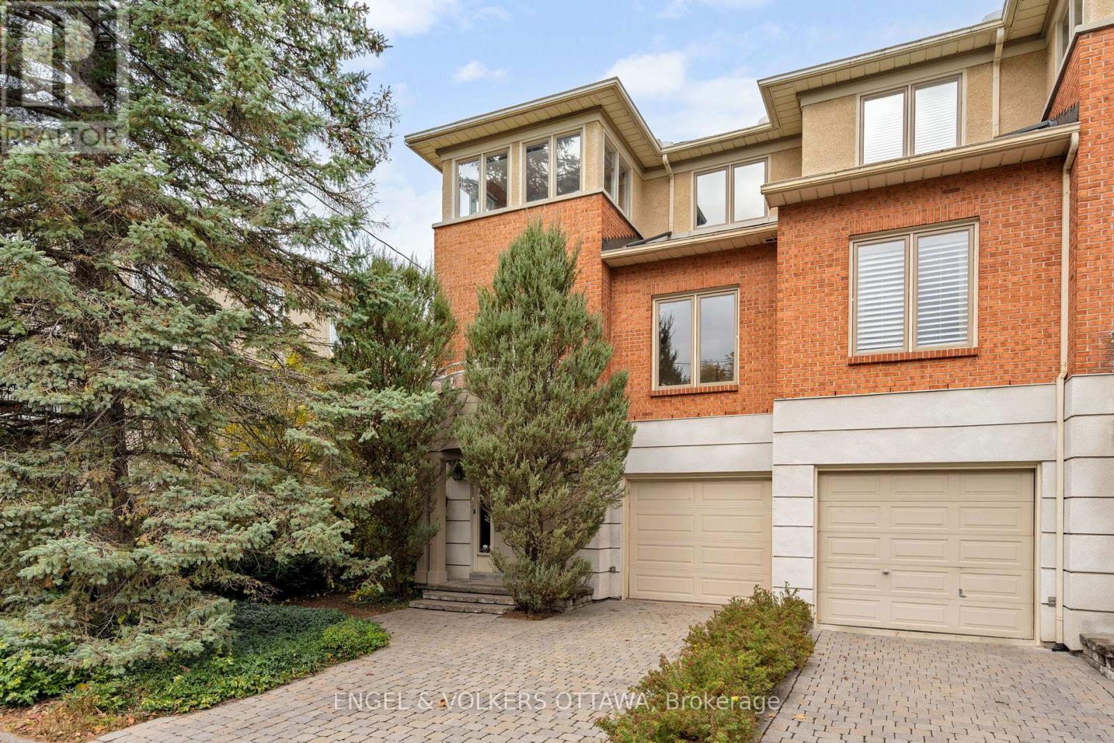 29 AYLMER AVENUE|Ottawa, Ontario K1S2W8