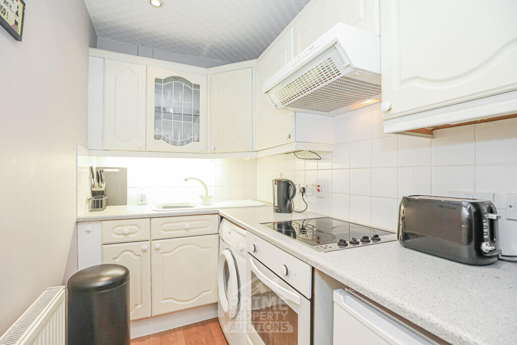 Additional image 5 of Ground Floor Left, 274 Hardgate, Aberdeen, AB10 6AA