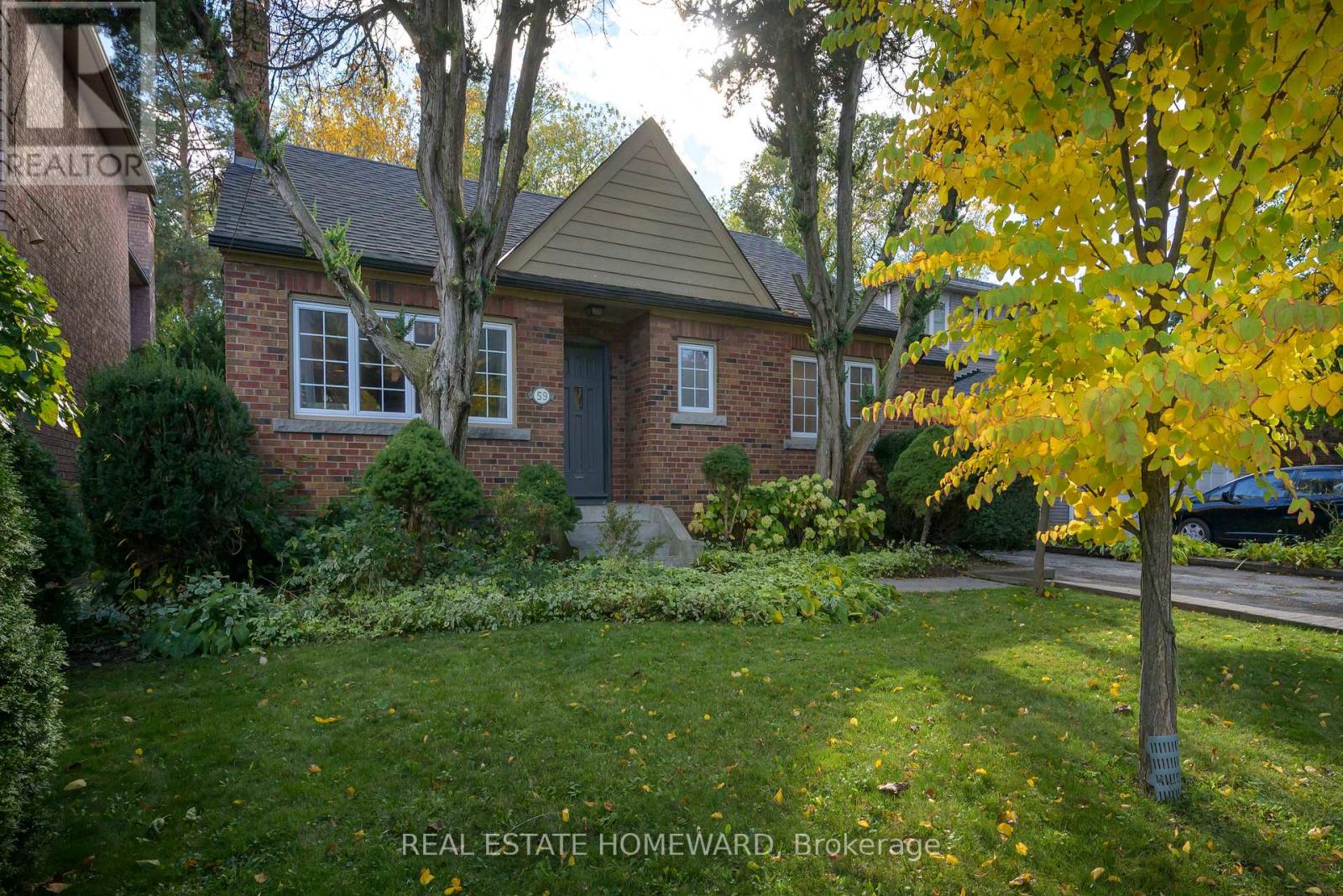 Property image for 59 PARKVIEW HILL CRESCENT|Toronto (O'Connor-Parkview), Ontario M4B1R1