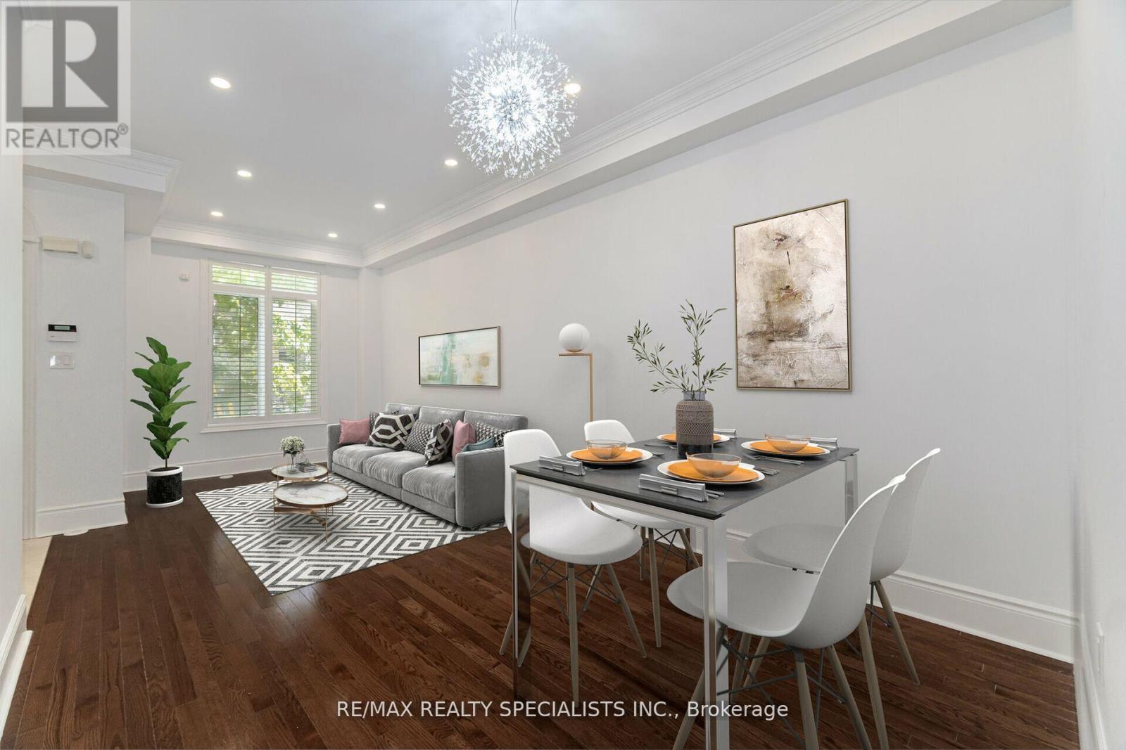 8C CLAIRTRELL ROAD|Toronto (Willowdale East), Ontario M2N5J6