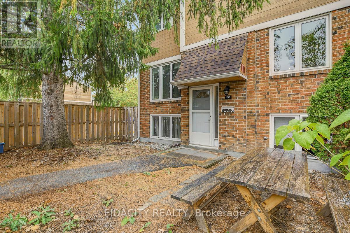 Property image for 61 - 159 SALTER CRESCENT|Ottawa, Ontario K2K1Y8