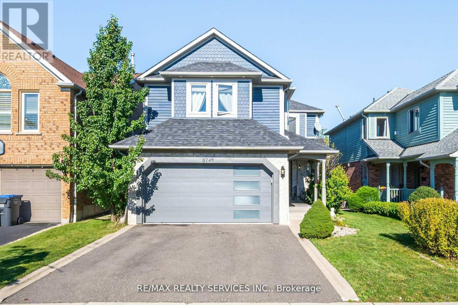 Property image for 5749 GREENSBORO DRIVE|Mississauga (Central Erin Mills), Ontario L5M5T8