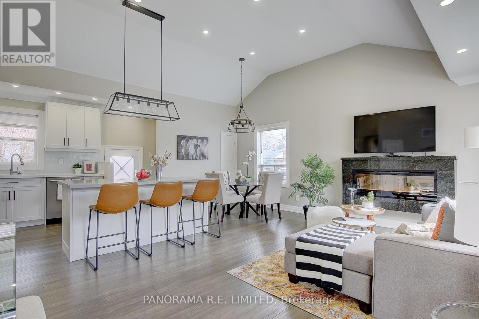 50 MAYDOLPH ROAD|Toronto (Islington-City Centre West), Ontario M9B1W5