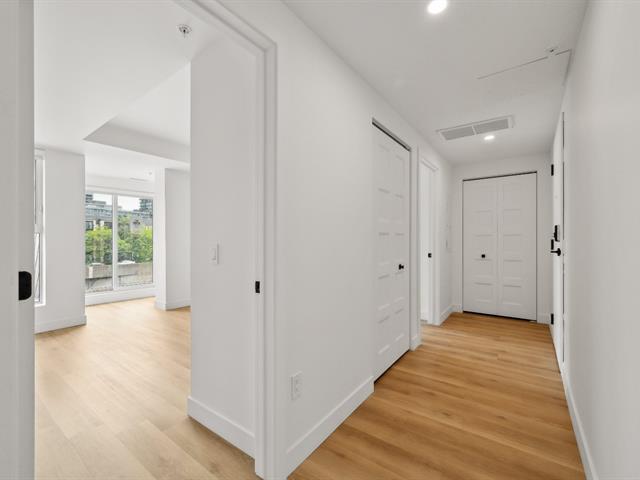 1133 Av. Viger E.|#117|Montréal (Ville-Marie), Quebec H2L0K1