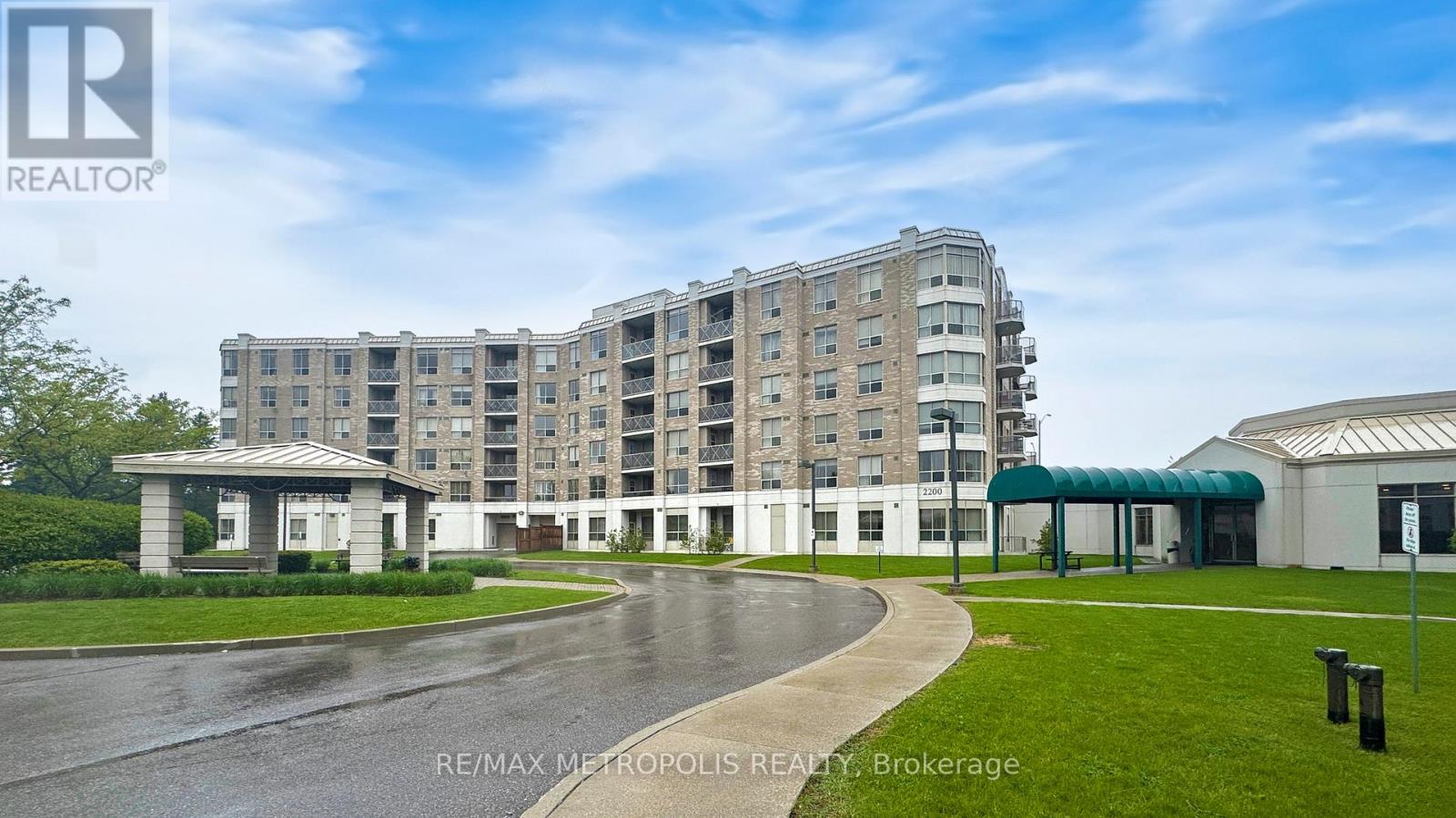 412 - 2200 JOHN STREET|Markham (German Mills), Ontario L3T7S7
