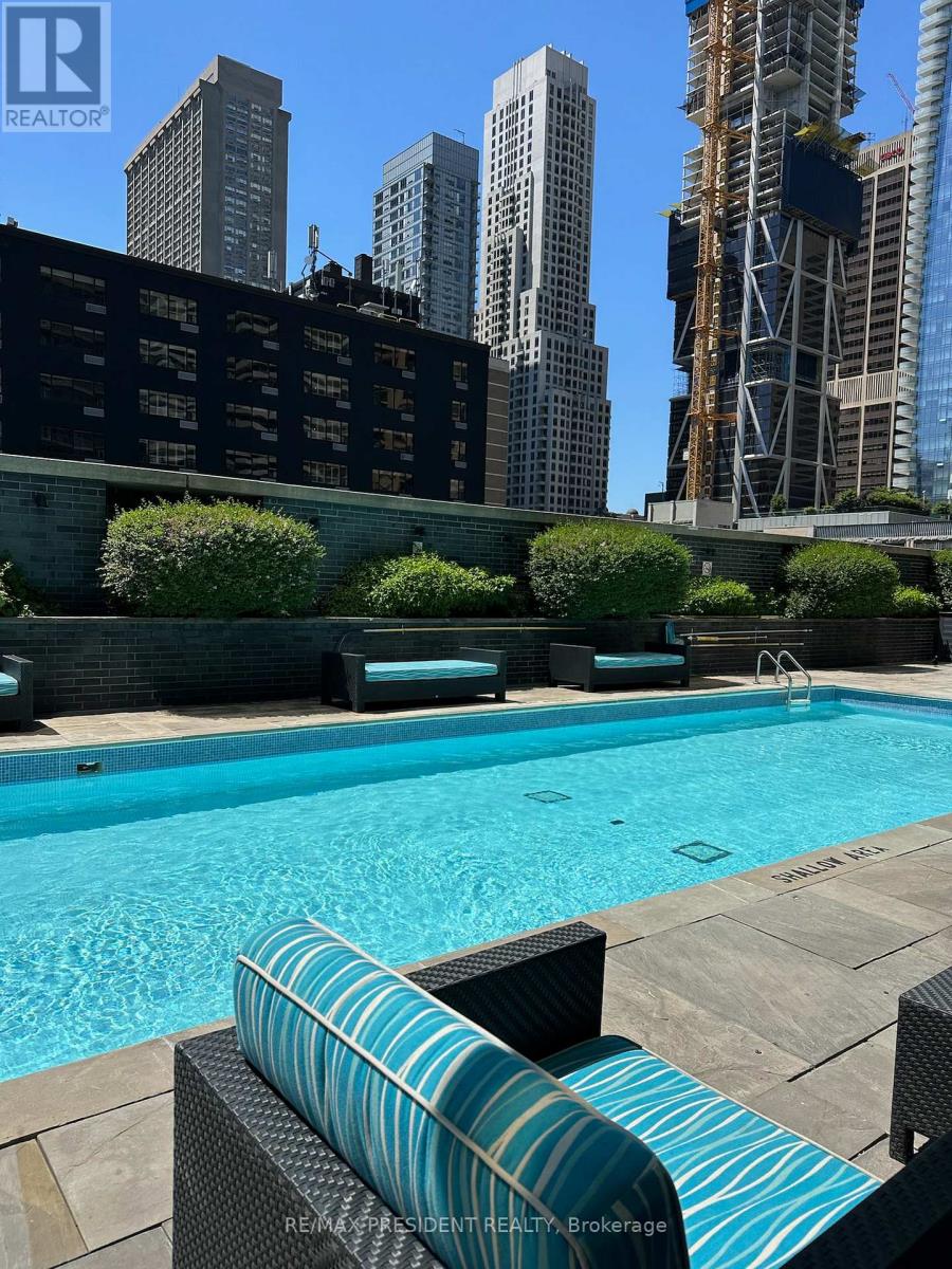 2805 - 33 CHARLES STREET E|Toronto (Church-Yonge Corridor), Ontario M4Y0A2