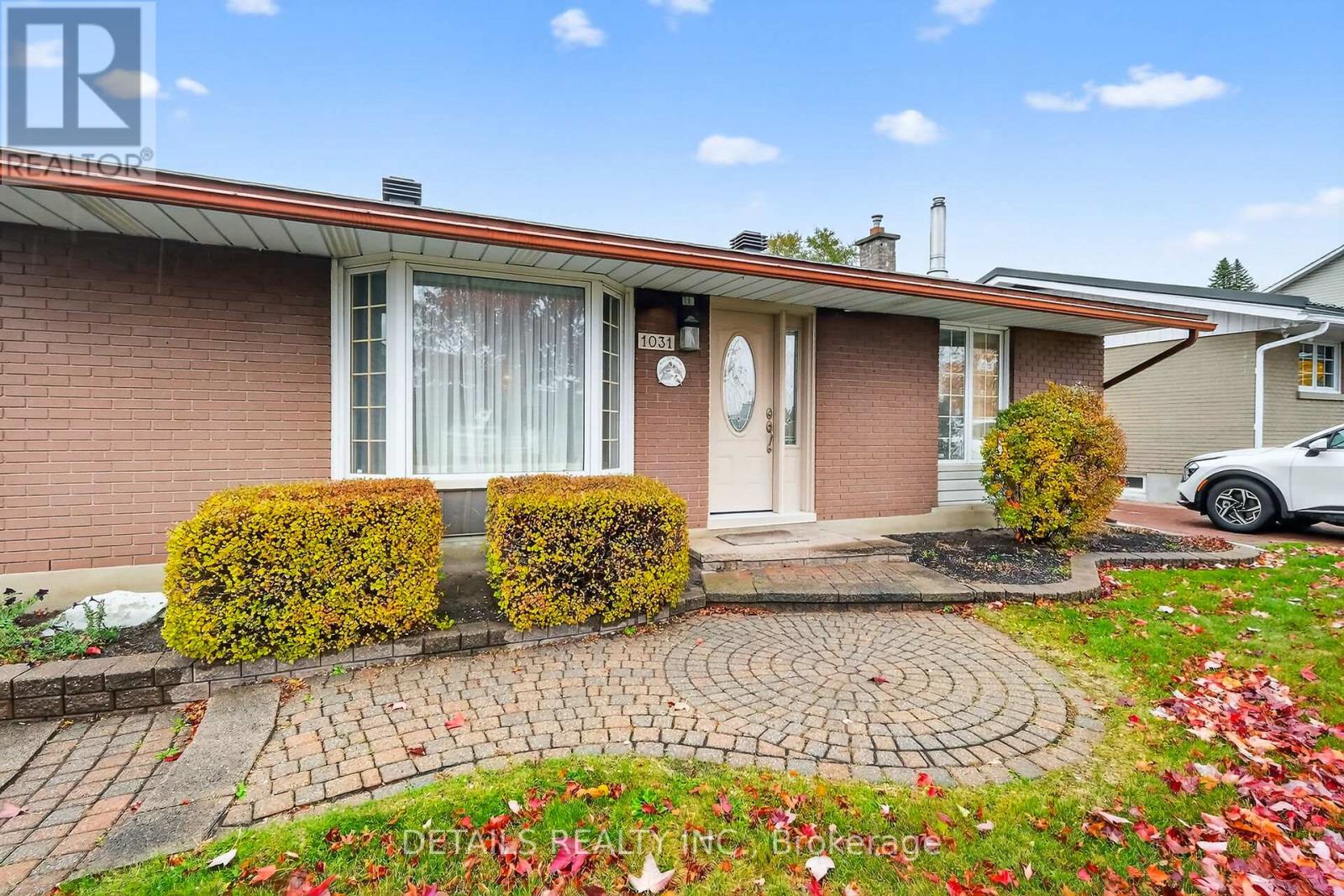 1031 CONNAUGHT AVENUE|Ottawa, Ontario K2B5N2
