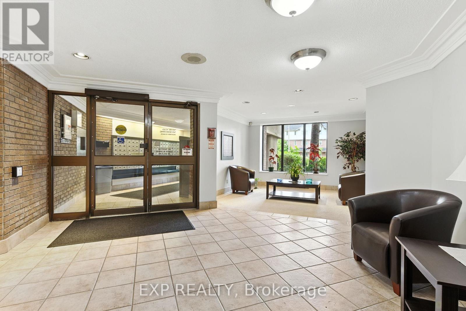 Property image for 514 - 6720 GLEN ERIN DRIVE|Mississauga (Meadowvale), Ontario L5N3K8