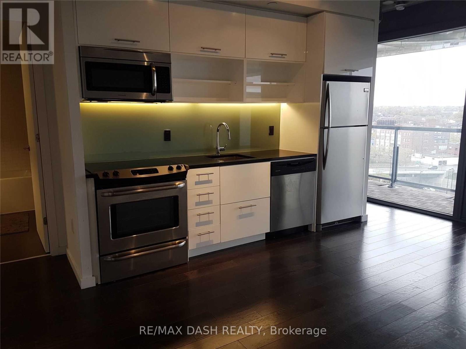 Property image for 1106 - 32 TROLLEY CRESCENT|Toronto (Waterfront Communities), Ontario M5A0E8