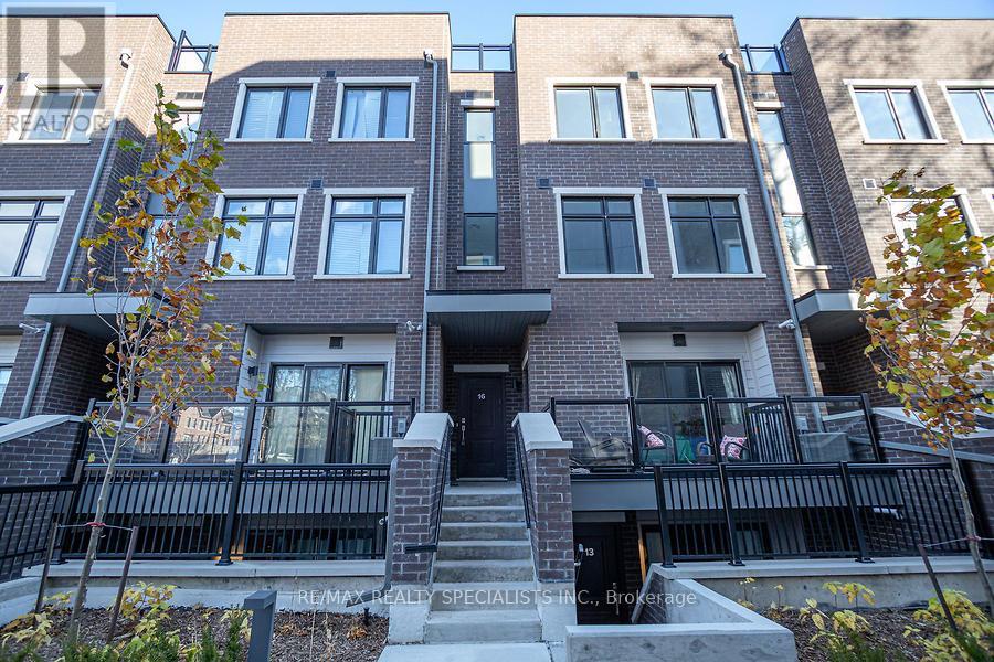 Property image for 16 - 66 LONG BRANCH AVENUE|Toronto (Long Branch), Ontario M8W3J4