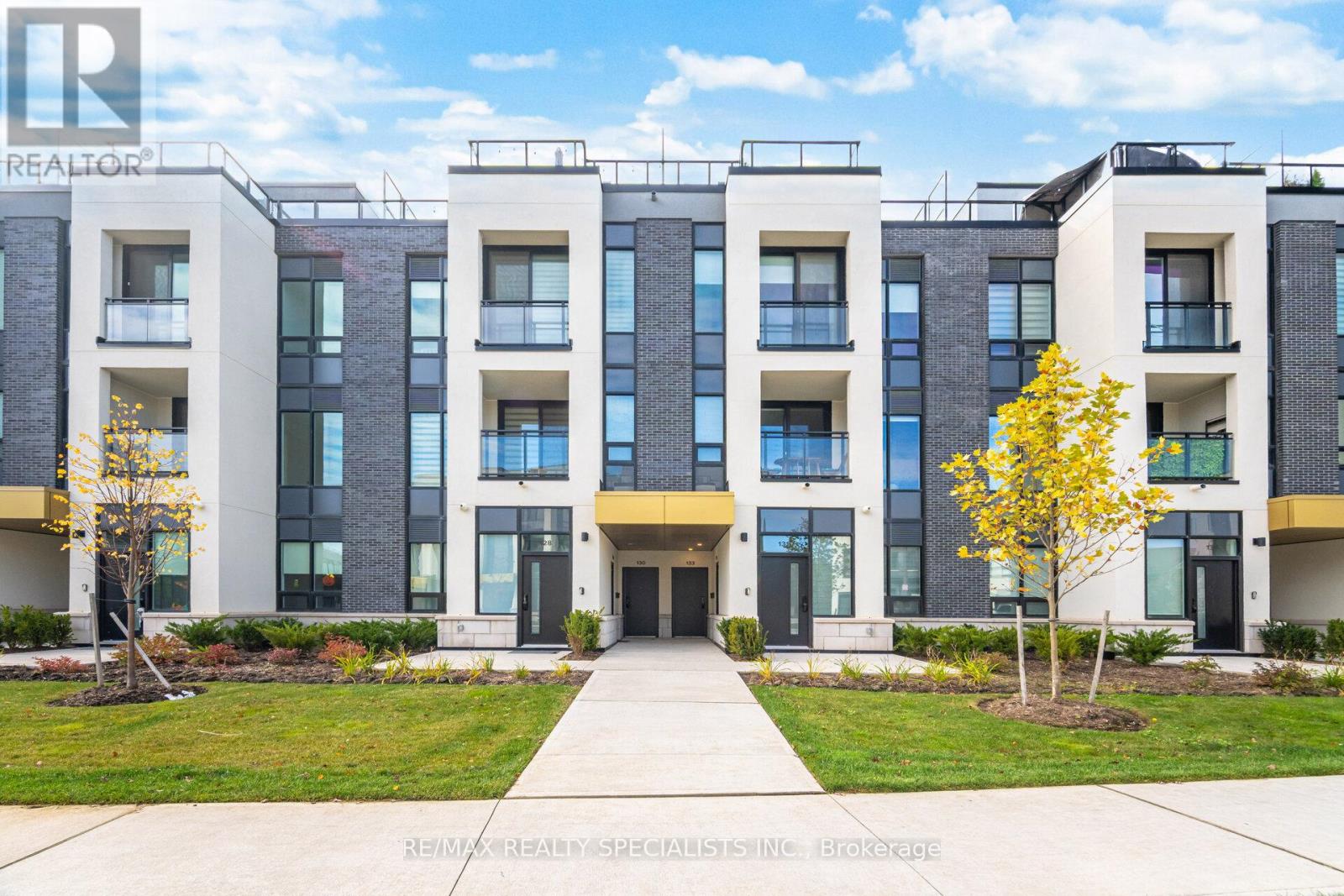 Property image for TH 132 - 3020 TRAILSIDE DRIVE|Oakville (GO Glenorchy), Ontario L6M5R1