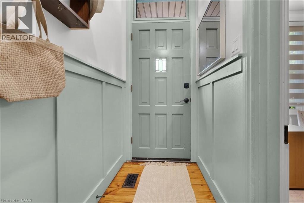 40 EMERALD Street N|Hamilton, Ontario L8L5K3