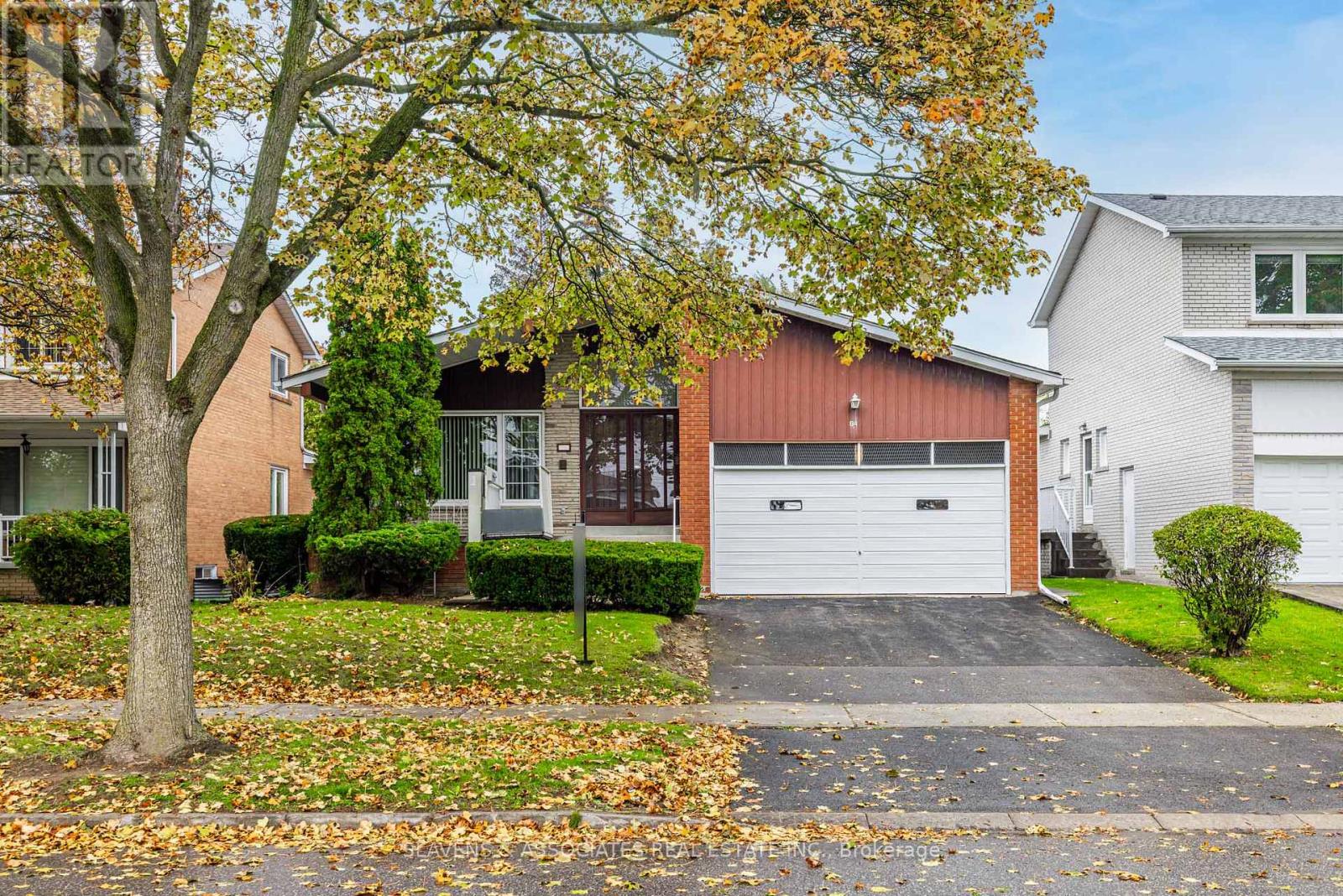 Property image for 84 CHARLTON BOULEVARD|Toronto (Newtonbrook West), Ontario M2M1B9