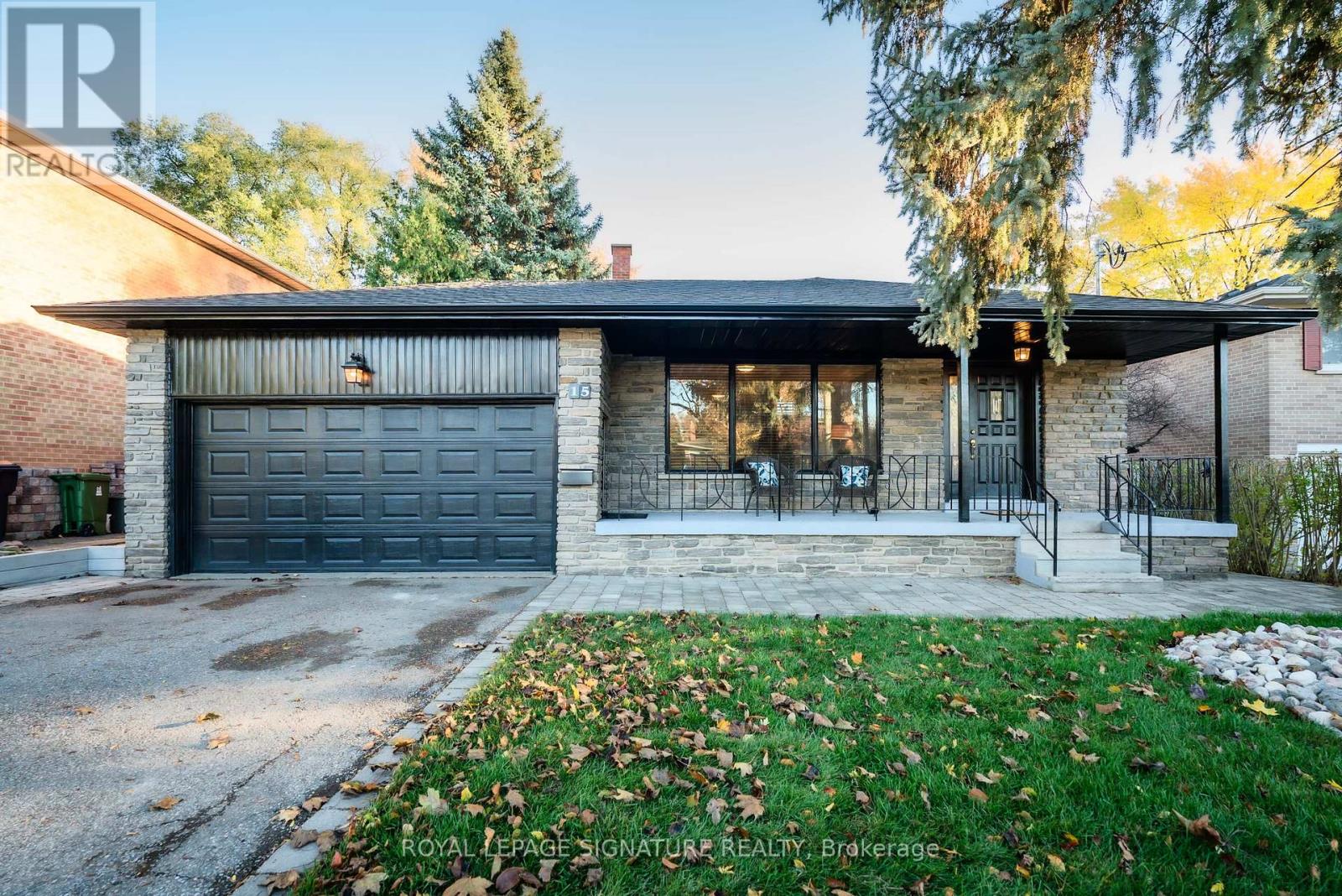 Property image for 15 PRATTLEY DRIVE|Toronto (Don Valley Village), Ontario M2J2K1