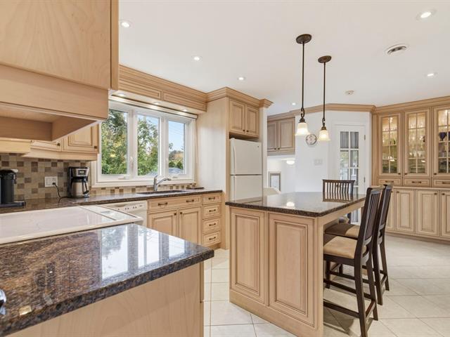 6766 35e Avenue|Montréal (Rosemont/La Petite-Patrie), Quebec H1T3B1