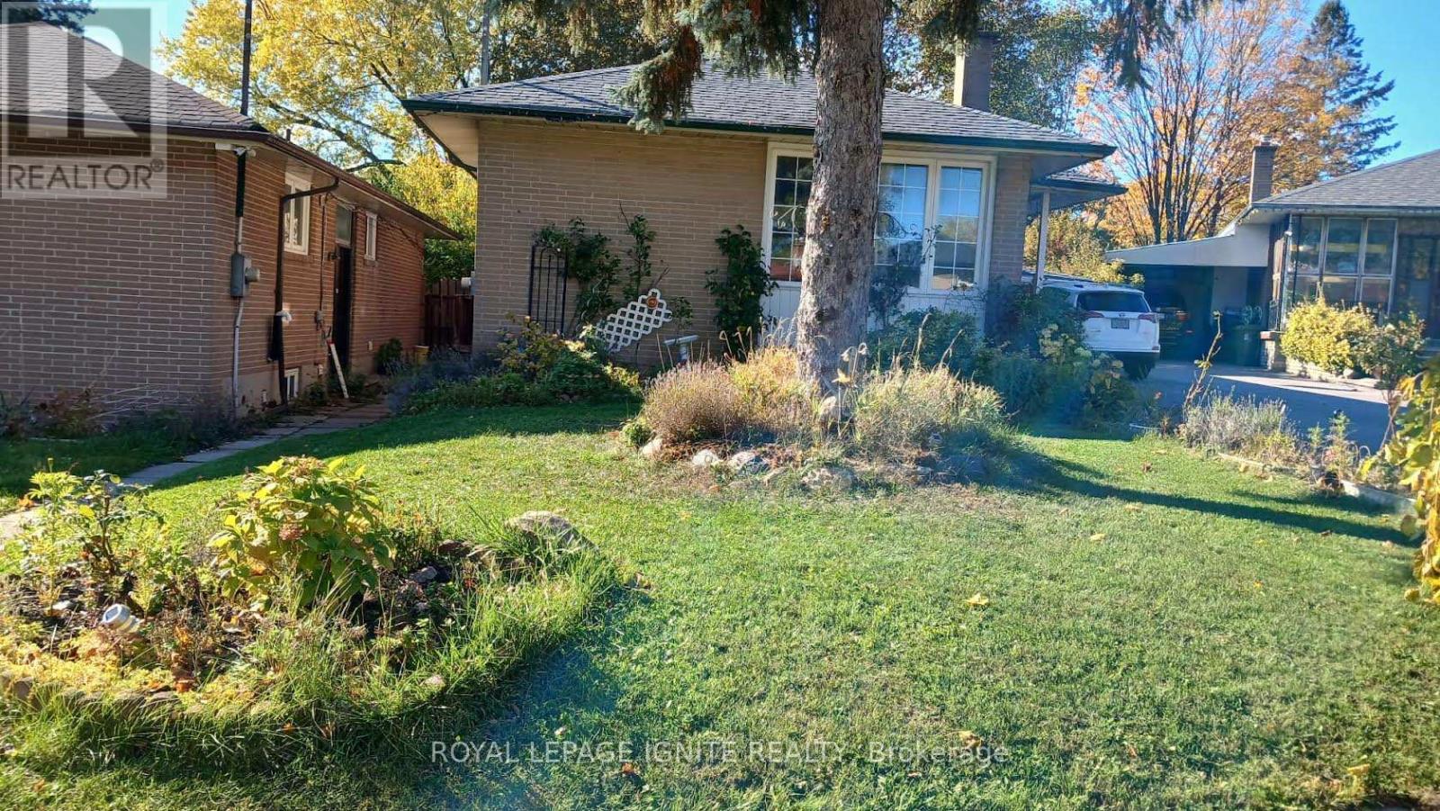 Property image for MAIN - 16 LAKELAND CRESCENT|Toronto (Woburn), Ontario M1G2L3