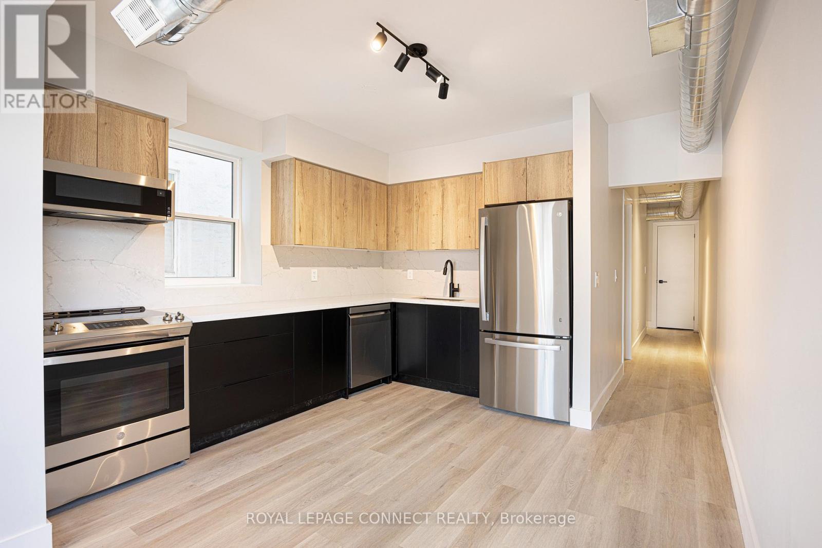 Property image for 2 - 1146 COLLEGE STREET|Toronto (Dufferin Grove), Ontario M6H1B6