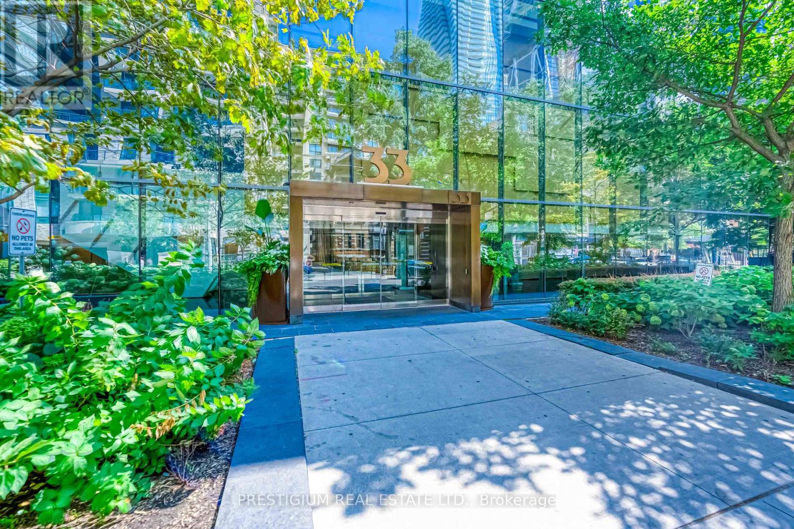 3704 - 33 CHARLES STREET E|Toronto (Church-Yonge Corridor), Ontario M4Y0A2