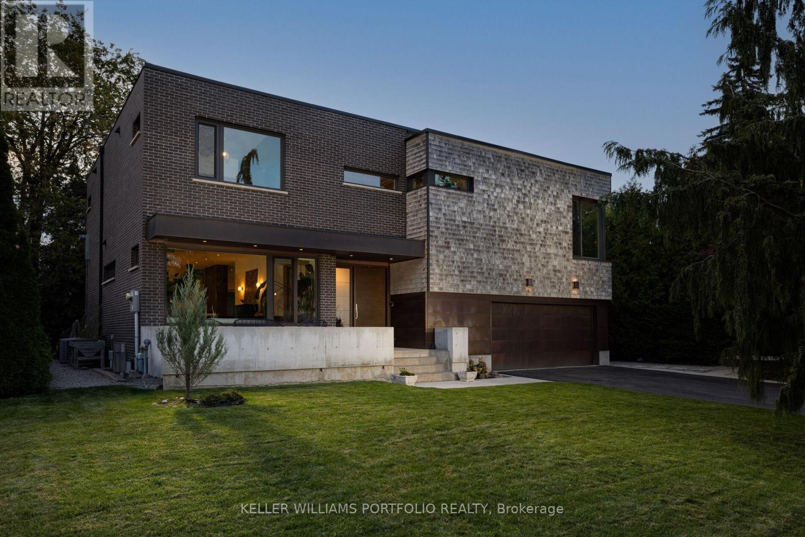 Property image for 42 TALWOOD DRIVE|Toronto (Banbury-Don Mills), Ontario M3B2P5