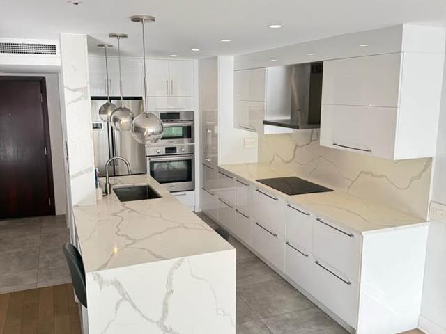 Property image for 340 Rue du Champ-de-Mars|#403|Montréal (Ville-Marie), Quebec H2Y3Z8