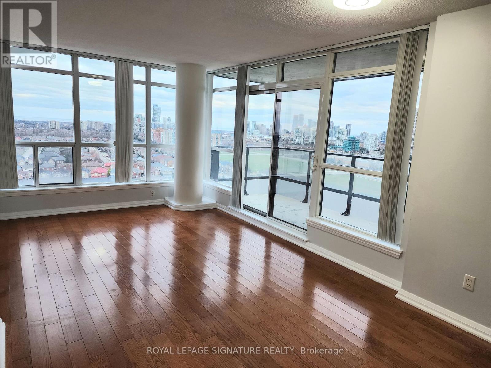 1704 - 220 FORUM DRIVE|Mississauga (Hurontario), Ontario L4Z4K1