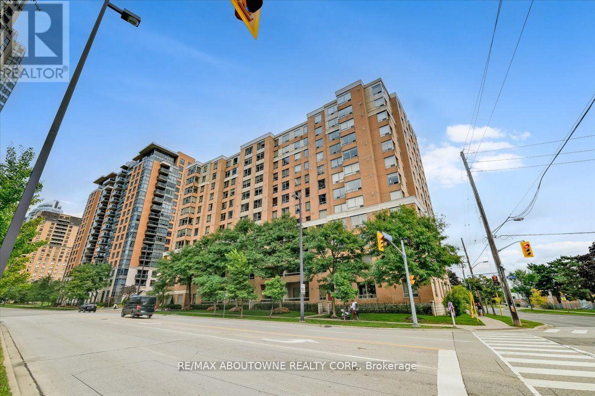 717 - 88 GRANDVIEW WAY|Toronto (Willowdale East), Ontario M2N6V6