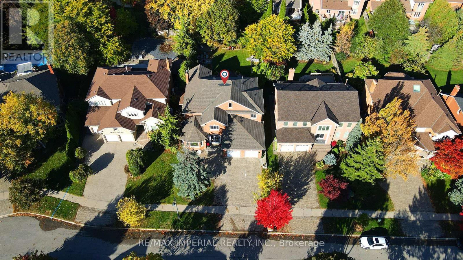 Property image for 50 KINGS CROSS AVENUE|Richmond Hill (Bayview Hill), Ontario L4B2S9