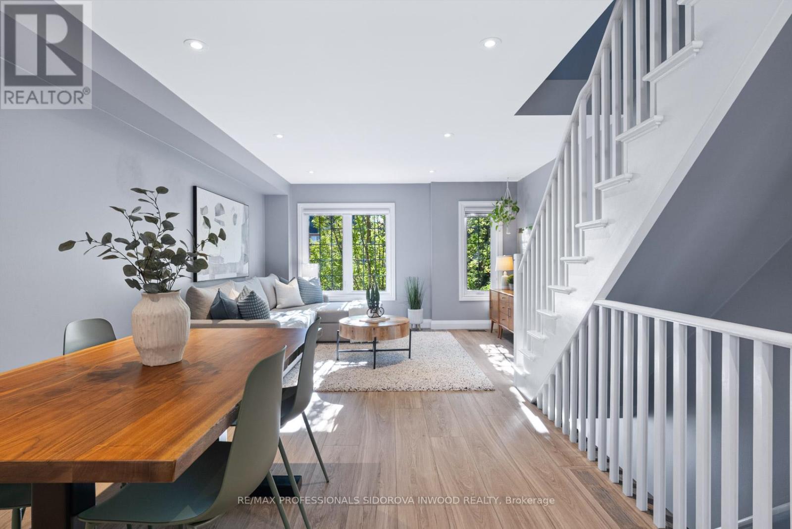 52 - 71 BIRDSTONE CRESCENT|Toronto (Junction Area), Ontario M6N5H6