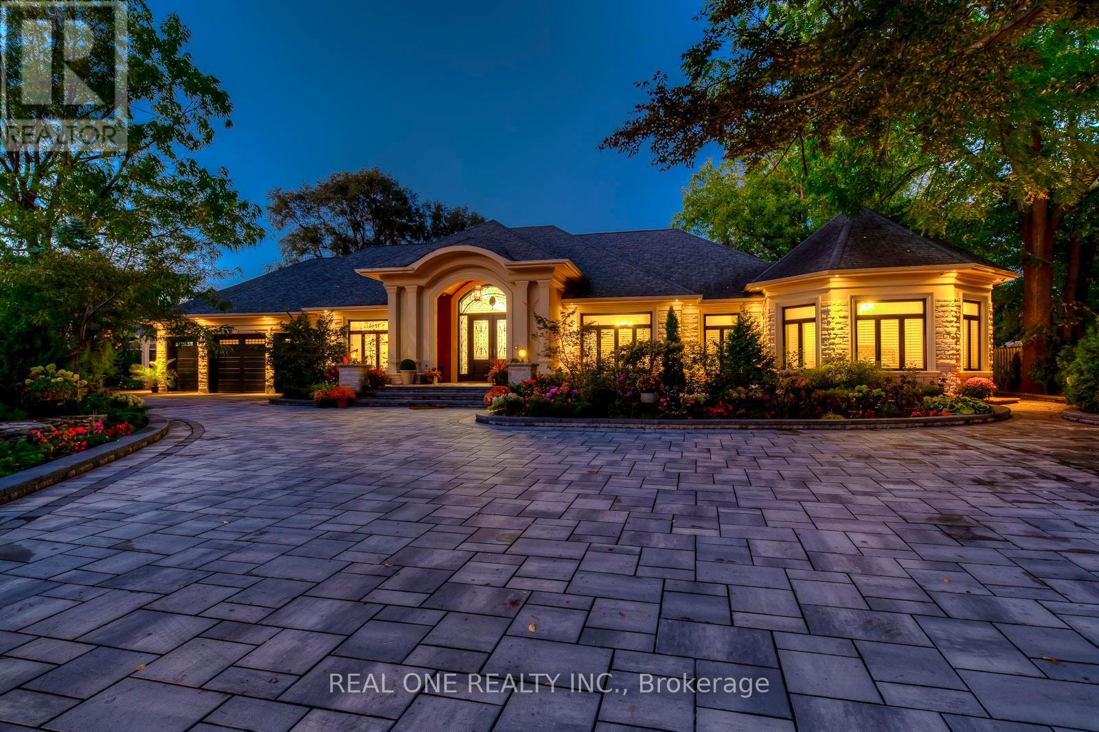 Property image for 431 FOURTH LINE|Oakville (WO West), Ontario L6L5A5