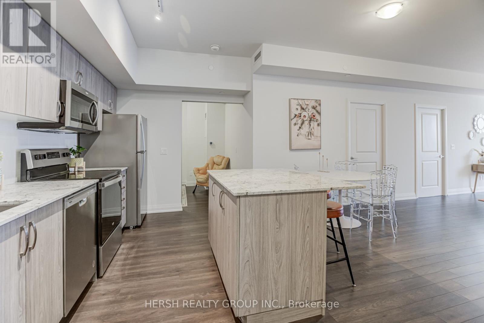 201 - 10 MEADOWGLEN PLACE|Toronto (Woburn), Ontario M1G0A8