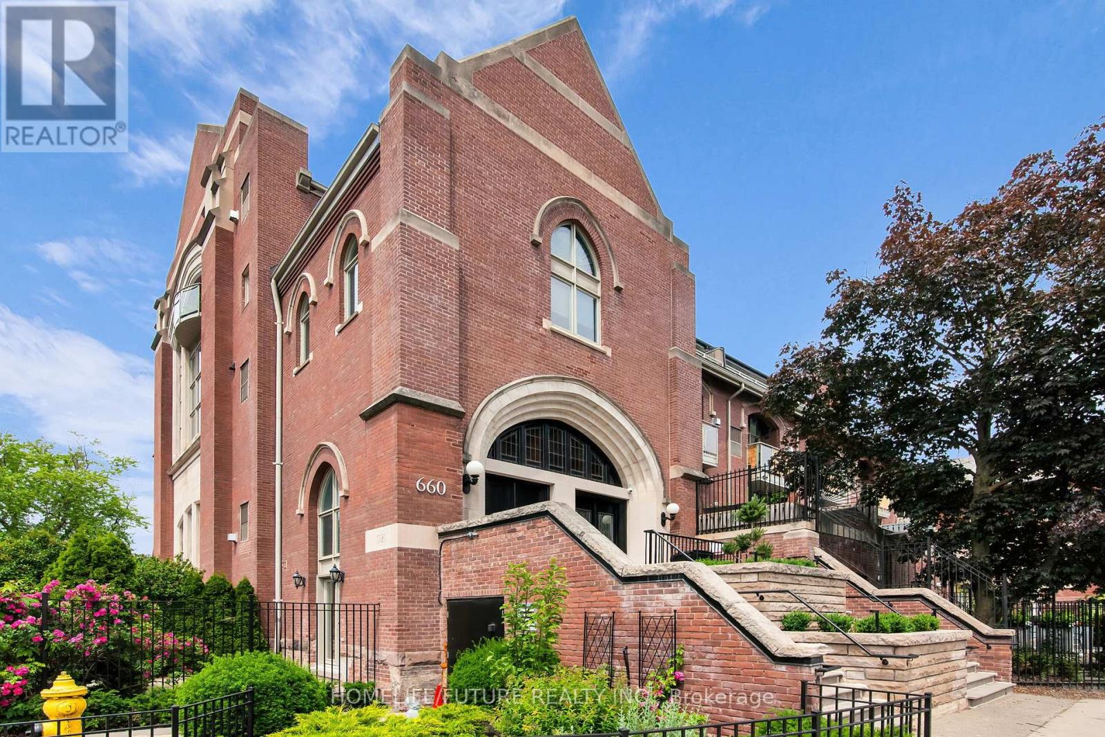 Property image for 102 - 660 PAPE AVENUE|Toronto (North Riverdale), Ontario M4K3S5