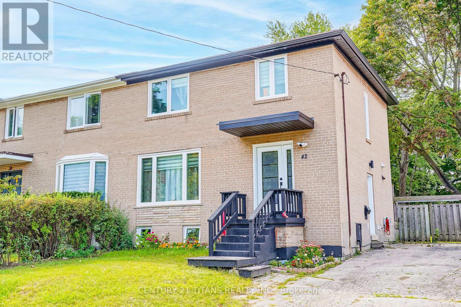42 PIXLEY CRESCENT|Toronto (West Hill), Ontario M1E3G6
