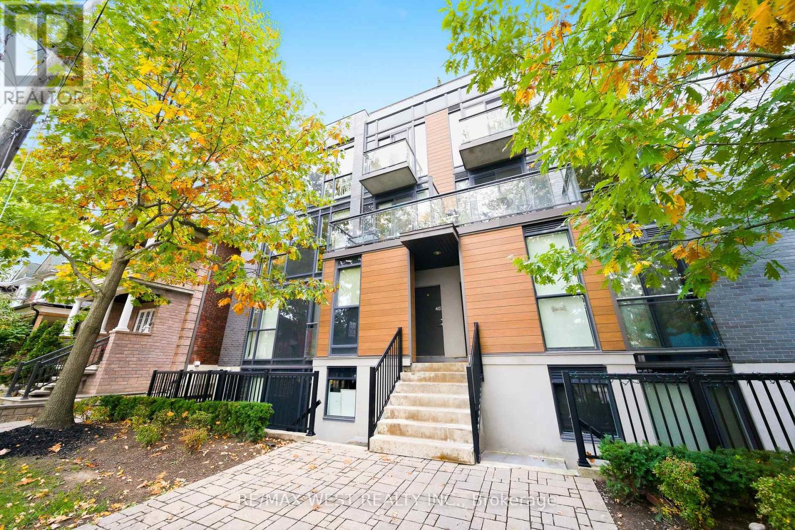 Property image for TH401 - 63 RUSKIN AVENUE|Toronto (Dovercourt-Wallace Emerson-Junction), Ontario M6P3P7