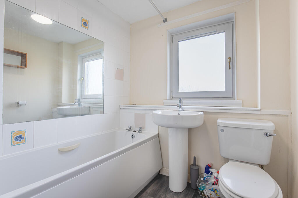 Additional image 6 of Lee Crescent, Bridge Of Don