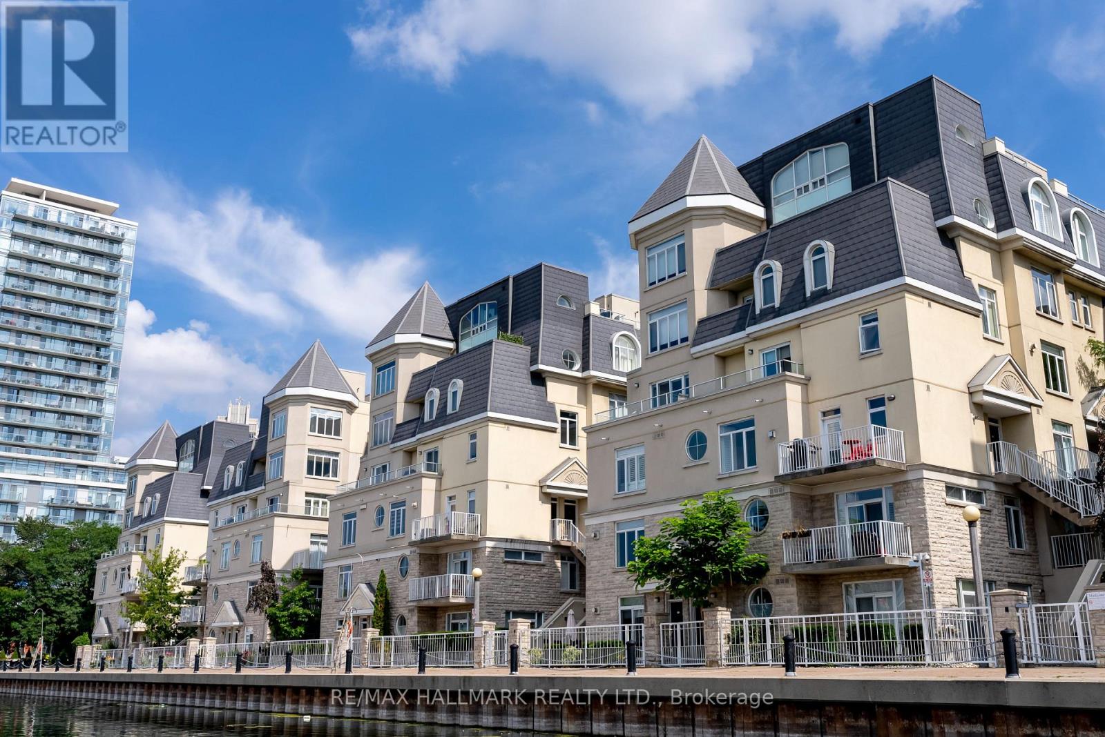 Property image for 278 - 30 STADIUM ROAD|Toronto (Niagara), Ontario M5V3P4