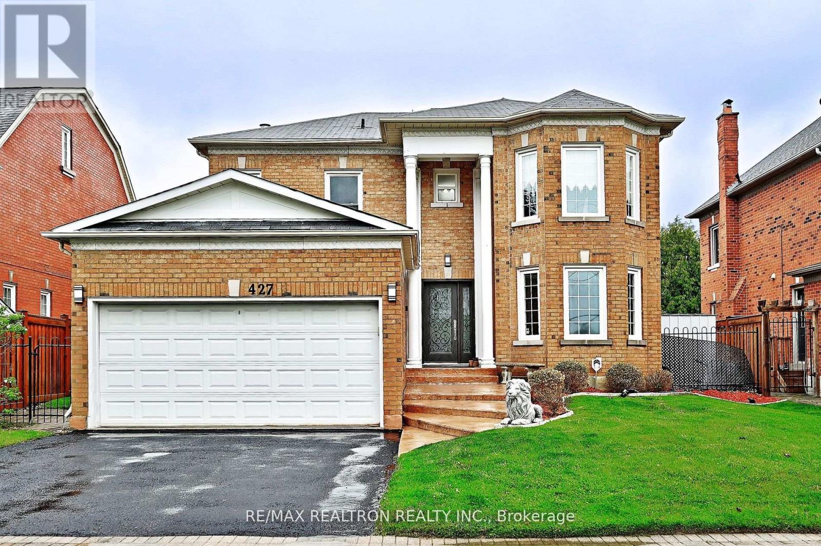 Property image for 427 MILL STREET|Richmond Hill (Mill Pond), Ontario L4C7X4
